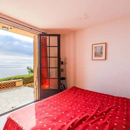 - Theoule-sur-mer Villa *